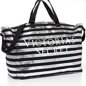 Victoria’s Secret HUGE weekender bag!